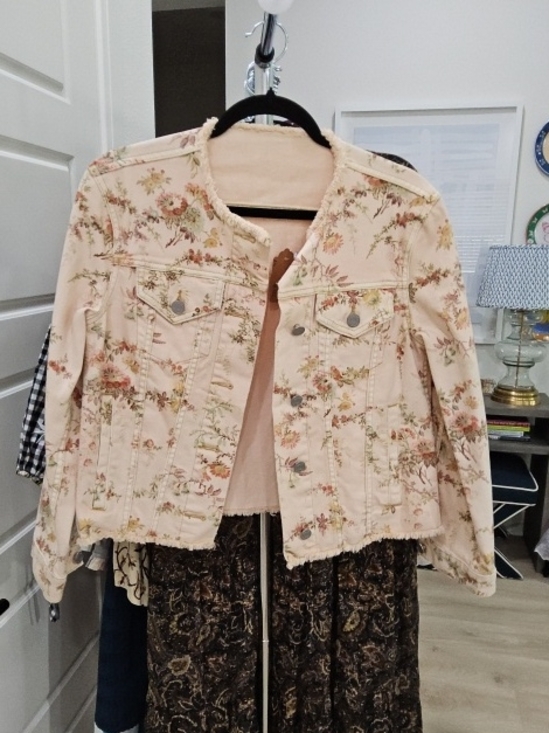 La Vie Jackets & Blazers - Women's Floral Pink Denim Jacket